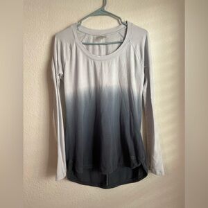 CALIA by Carrie Underwood Ombre Long Sleeve Tee - Gray and Black size L